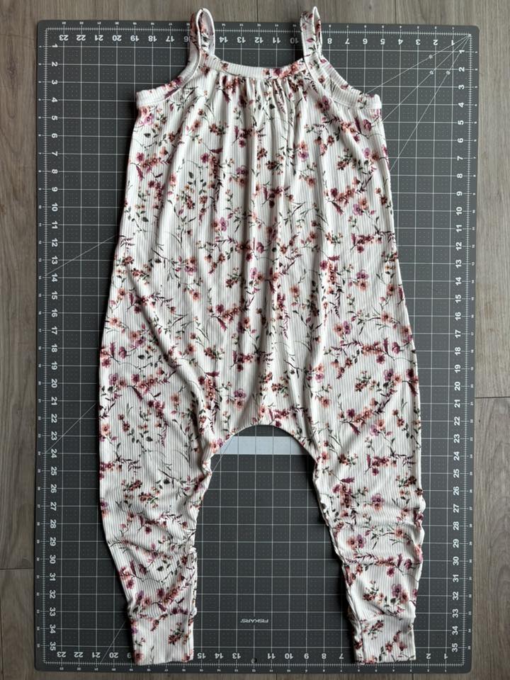 Size 6 Ready to Ship